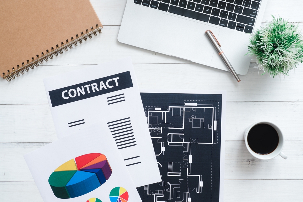 Intelligent Contract Management in TrackonAI